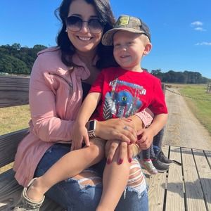 Meet your Posher, Lauren